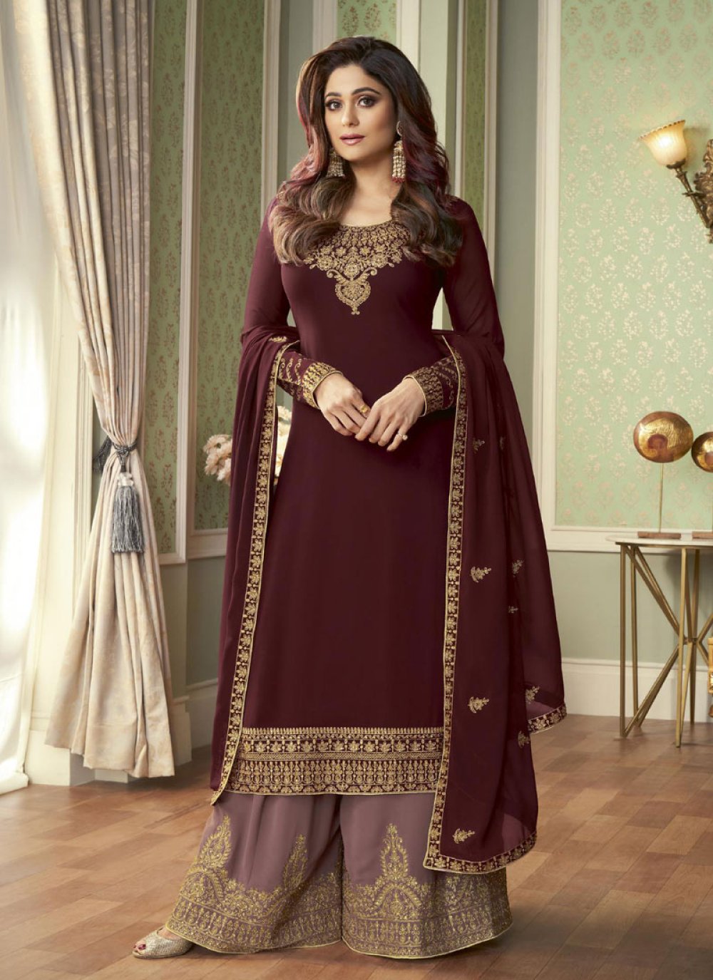 Shamita Shetty Maroon and Pink Palazzo Style Pakistani Salwar Suit