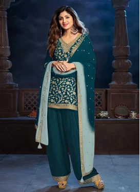 Shilpa Shetty Dola Silk Straight Suit with Embroidered Work for Festival in Teal