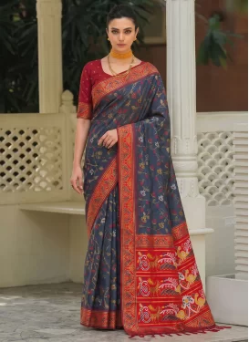 Silk Blend Traditional Saree in Black and Red with Woven Work for Women