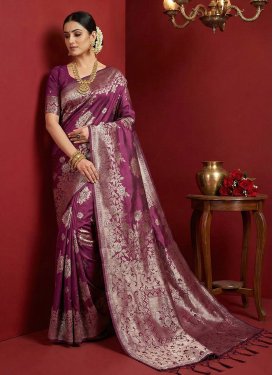 Silk Blend Woven Work Classic Saree in Purple