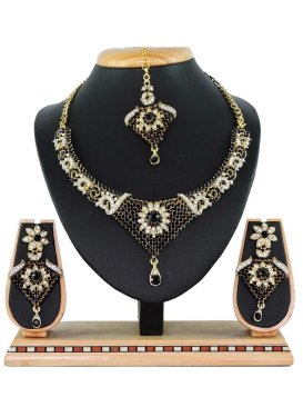Sumptuous Alloy Black and White Necklace Set For Party