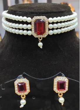 Sumptuous Alloy Maroon and Off White Beads Work Necklace Set