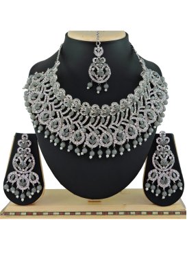 Sumptuous Beads Work Alloy Silver Rodium Polish Necklace Set For Party