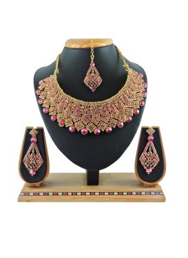 Superb Alloy Stone Work Gold and Hot Pink Gold Rodium Polish Necklace Set