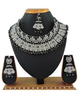 Superb Diamond Work Silver Rodium Polish Alloy Jewellery Set For Ceremonial