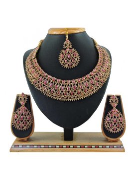Superb Gold and Rose Pink Stone Work Alloy Gold Rodium Polish Necklace Set