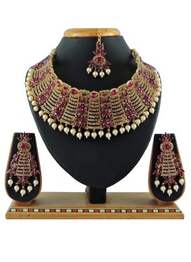 Superb Moti Work Necklace Set