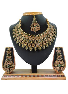 Superb Stone Work Jewellery Set for Ceremonial
