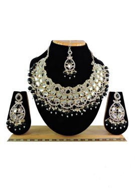 Swanky Alloy Beads Work Necklace Set