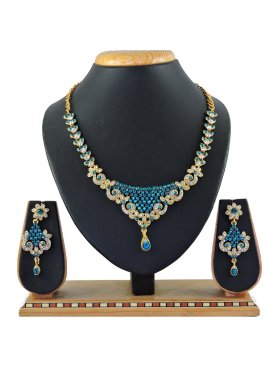 Swanky Teal and White Necklace Set For Festival