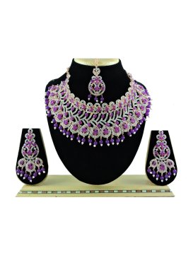 Talismanic Alloy Purple and White Necklace Set For Ceremonial