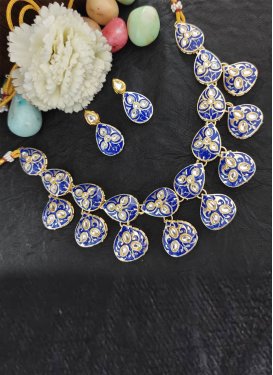 Talismanic Alloy Stone Work Blue and White Necklace Set
