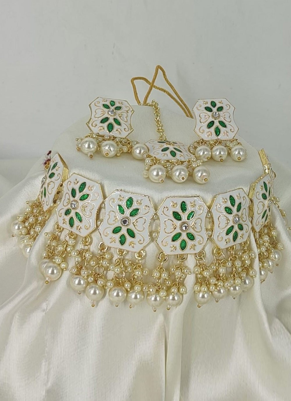 Talismanic Green and White Gold Rodium Polish Jewellery Set