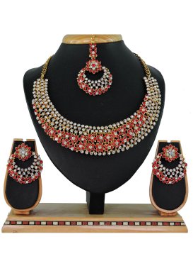 Trendy Alloy Gold Rodium Polish Red and White Stone Work Necklace Set