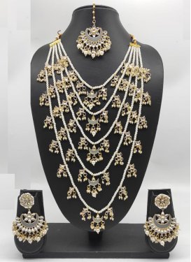 Trendy Alloy Necklace Set For Ceremonial