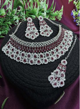 Trendy Alloy Stone Work Necklace Set For Festival