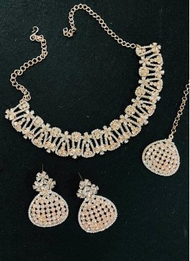 Trendy Gold Rodium Polish Necklace Set