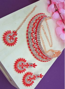 Trendy Red and White Gold Rodium Polish Necklace Set For Festival