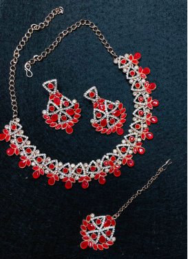 Unique Alloy Gold Rodium Polish Stone Work Red and White Necklace Set