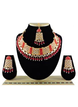 Unique Beads Work Gold Rodium Polish Alloy Necklace Set For Party