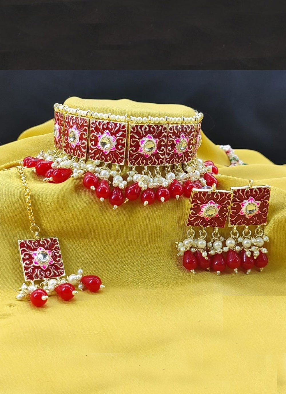 Versatile Alloy Gold Rodium Polish Moti Work Jewellery Set