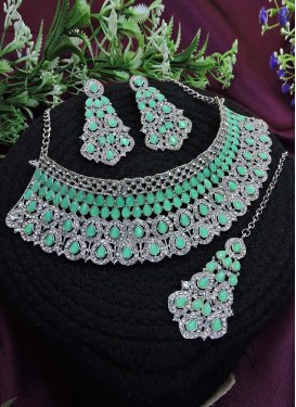 Versatile Alloy Sea Green and White Necklace Set For Festival