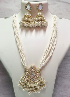 Versatile Beads Work Gold Rodium Polish Necklace Set