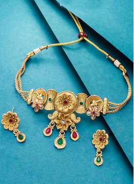 Versatile Gold Rodium Polish Stone Work Copper Gold and Green Necklace Set