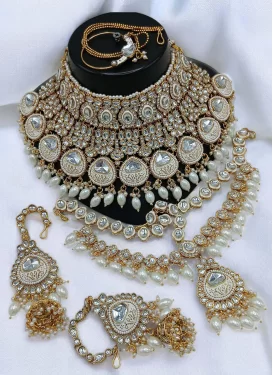 White Gold Rodium Polish Necklace Set For Bridal