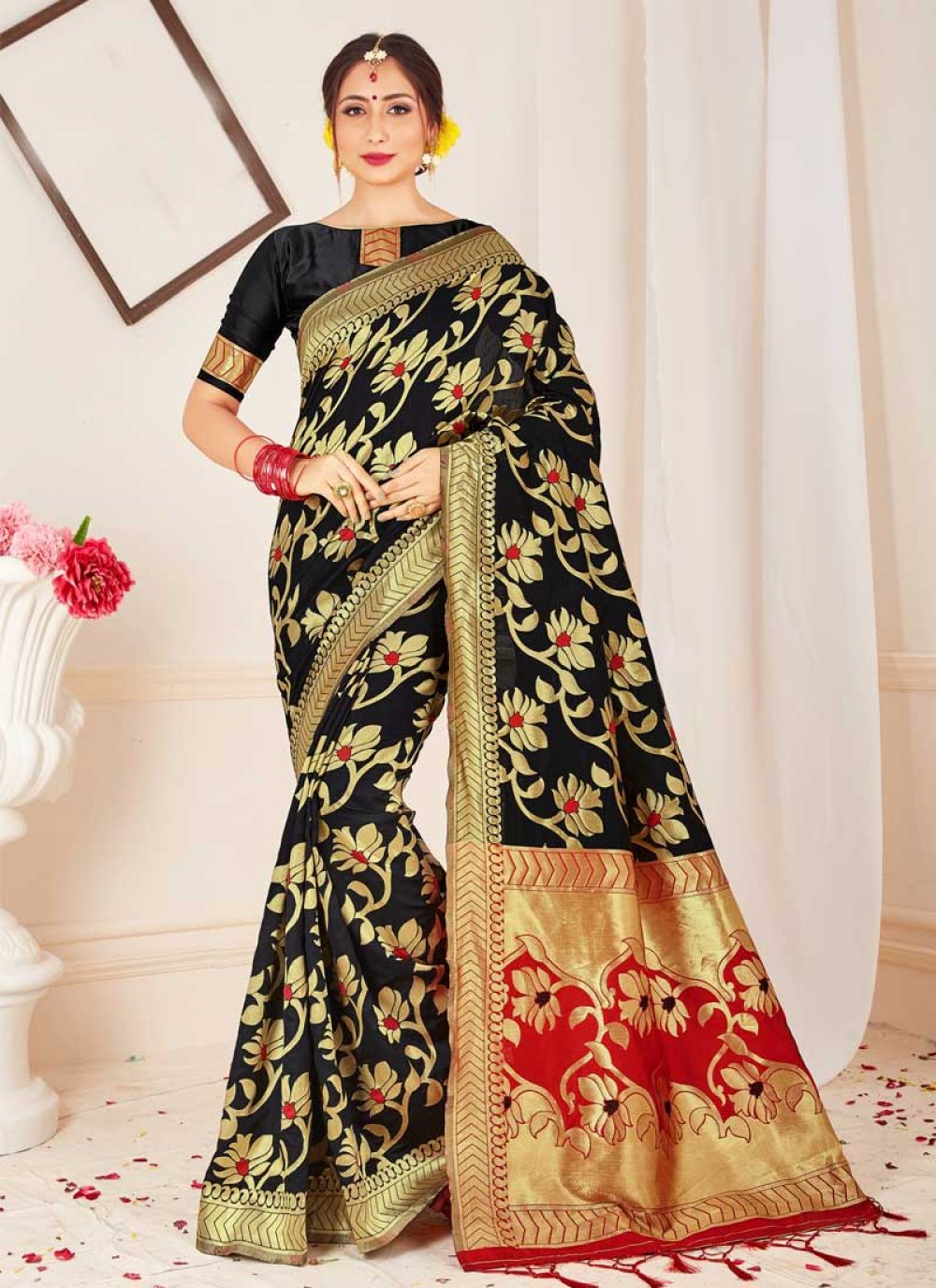 Woven Work Designer Contemporary Style Saree For Casual