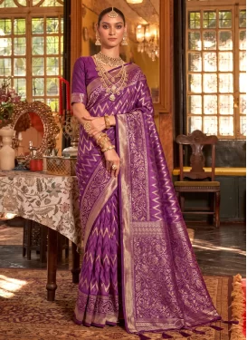 Woven Work Silk Blend Classic Saree in Purple for Women